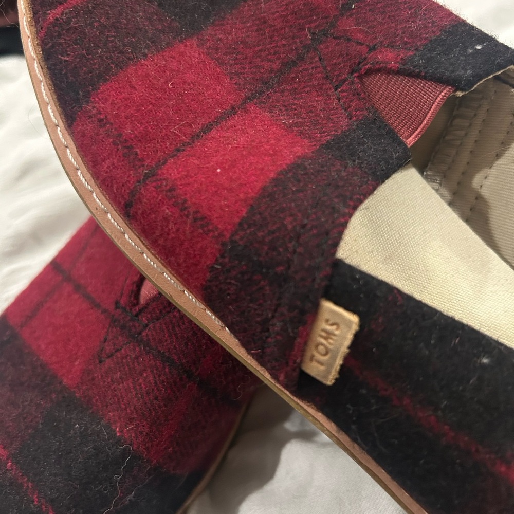 TOMS flannel flats. Red and black check. - Picture 3 of 6